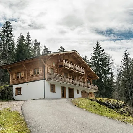 Spacieux à Châtel, 8 Chambres, Jacuzzi, Proche Pistes - Fr-1-676-26 Chalet