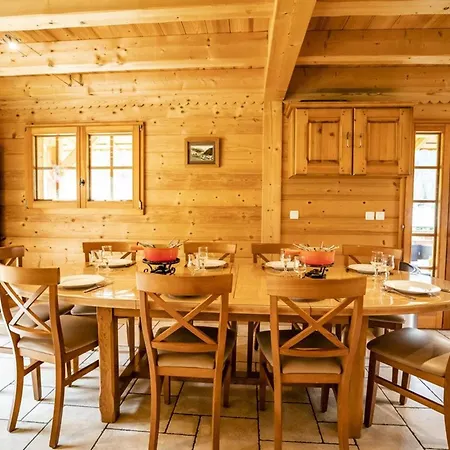 Chalet Spacieux à Châtel, 8 Chambres, Jacuzzi, Proche Pistes - Fr-1-676-26 Châtel