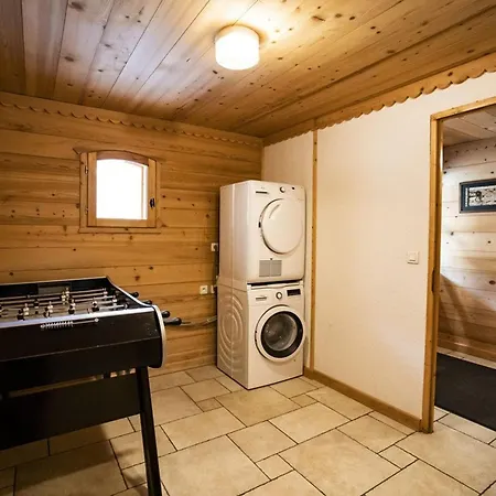 Chalet Spacieux à Châtel, 8 Chambres, Jacuzzi, Proche Pistes - Fr-1-676-26 Châtel